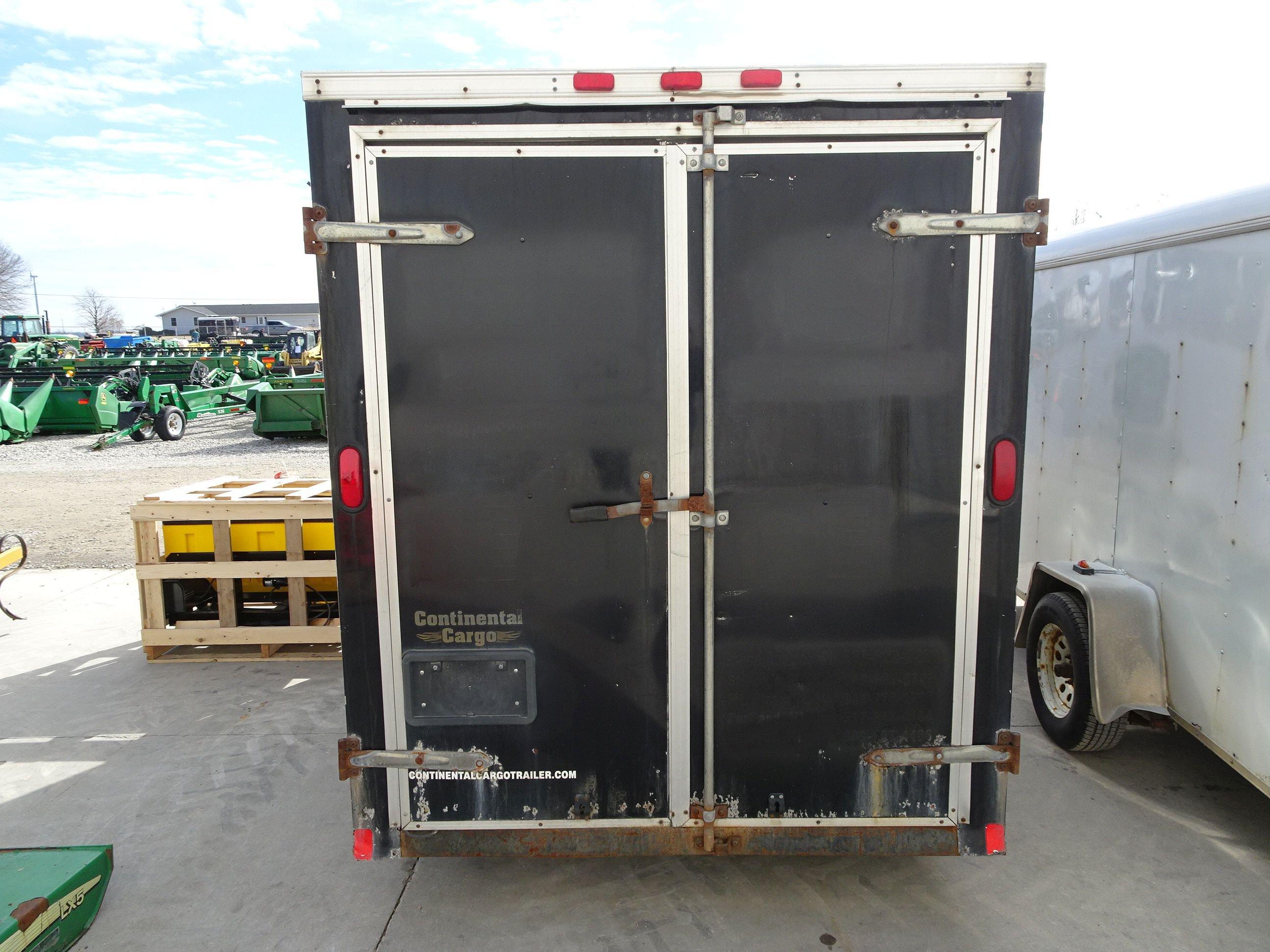 2006 FOREST RIVER SINGLE AXLE ENCLOSED TRAILER, 6' x 14', REAR SWING DOORS,