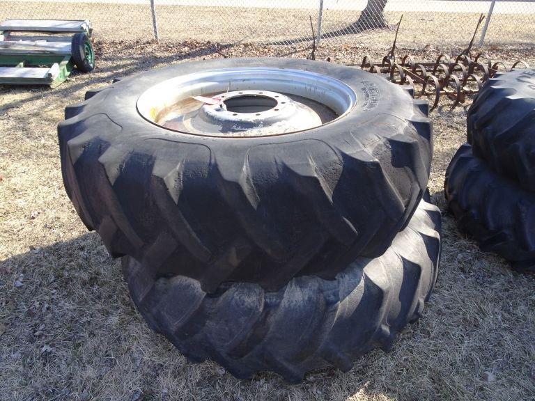 20.8-38 10-BOLT DUALS