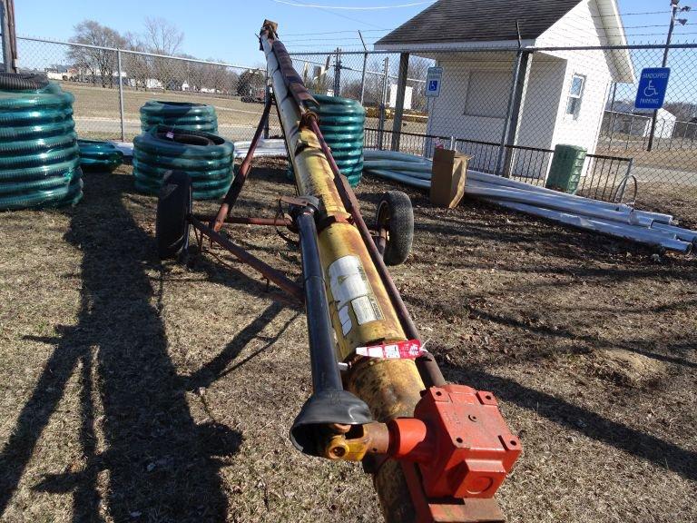 WESTFIELD 3031 TOWABLE TRANSPORT AUGER, PTO DRIVEN