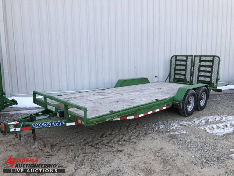 2017 LOADTRAIL TANDEM AXLE CAR HAULER, 10,000LB, 83''X20', REAR SPLIT GATE, VIN:4ZECH2029H1126765, 1