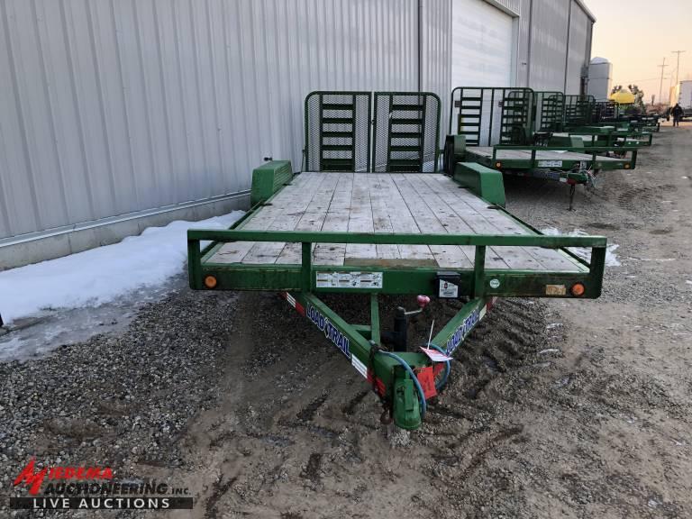 2017 LOADTRAIL TANDEM AXLE CAR HAULER, 10,000LB, 83''X20', REAR SPLIT GATE, VIN:4ZECH2029H1126765, 1