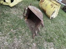 HYDRO-MAC BACKHOE ATTACHMENT, 4' BUCKET, 17'' BUCKET, 3PT, 1 REBUILT CYLINDER