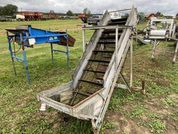 CHAIN INCLINE CONVEYOR, 24'' X 8'