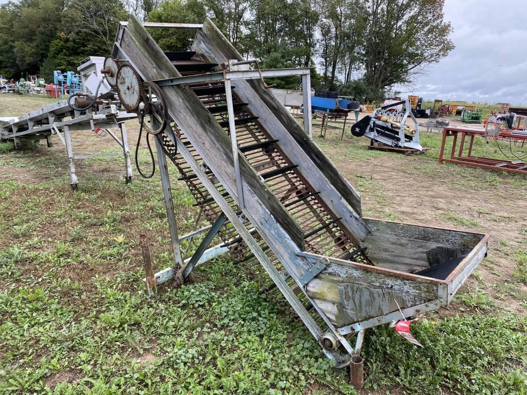 CHAIN INCLINE CONVEYOR, 24'' X 8'