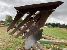 OLIVER WHITE ROLL OVER PLOW, 4-BOTTOM 18'' WITH SLATS, ON LAND HITCH
