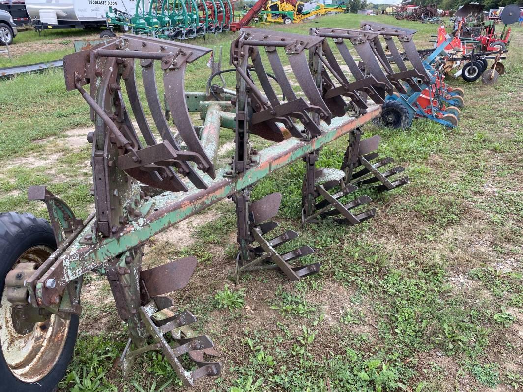 OLIVER WHITE ROLL OVER PLOW, 4-BOTTOM 18'' WITH SLATS, ON LAND HITCH