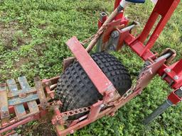 MECHANICAL 1-ROW TRANSPLANTER, MODEL 1000, WITH WATER TANK