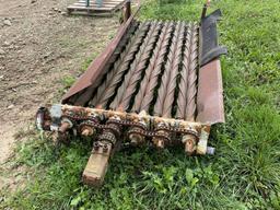 ONION TOPPING BED, 34'' X 6'