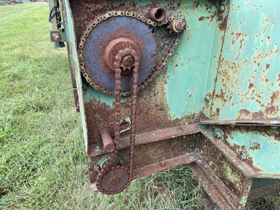 LOCKWOOD 16' BULK BOX WITH 16.5-16.1  IMPLEMENT TIRES