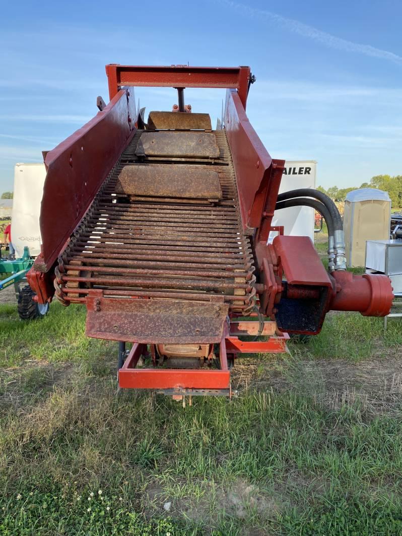 FMC HARVESTER, 1-ROW, CARROTT
