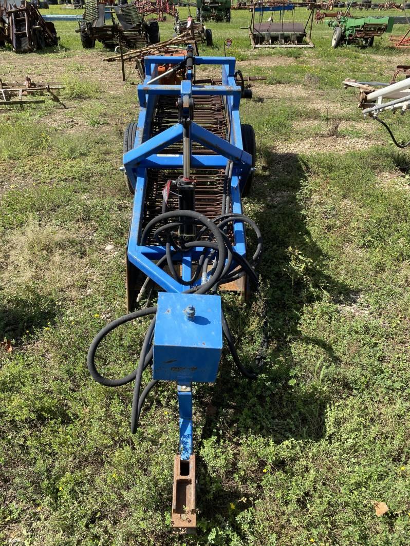A-5 PLUS MODEL D10T POTATO DIGGER, HYDRAULIC DRIVE