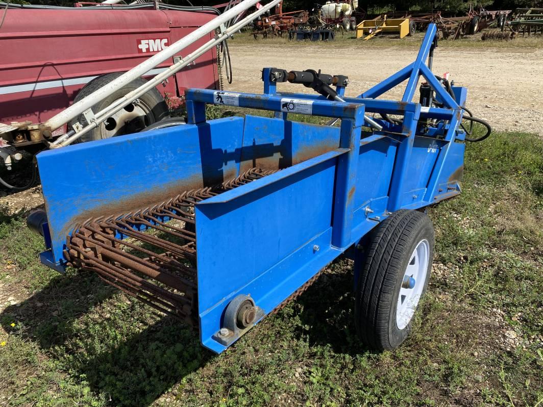 A-5 PLUS MODEL D10T POTATO DIGGER, HYDRAULIC DRIVE