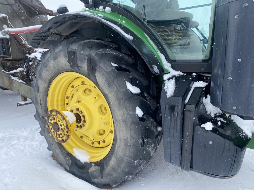 2013 JOHN DEERE 8285R AG TRACTOR