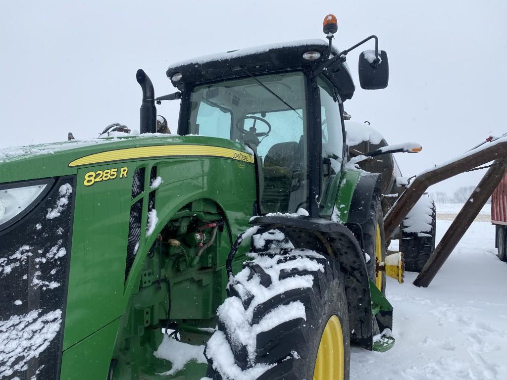 2013 JOHN DEERE 8285R AG TRACTOR