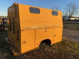 KNAPHEIDE UTILITY BOX, 9'