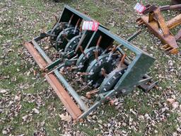 CUSHMAN 2-SECTION PLUG TYPE AERATOR
