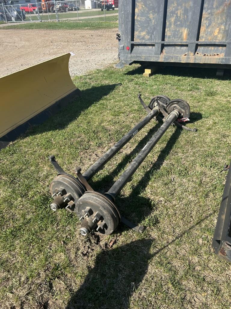 LIPPERT COMPONENTS AXLES, 5200 GVW [2]