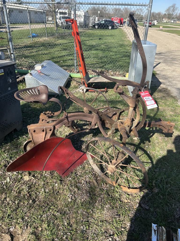 OLIVER NO.11 SULKY PLOW