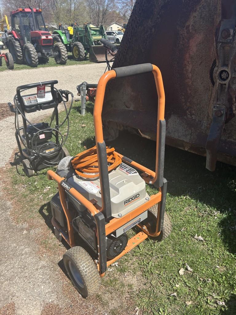 RIDGID 10,000 WATT GENERATOR, GAS, OWNER STATES HAS APPROX. 40 HOURS