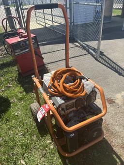 RIDGID 10,000 WATT GENERATOR, GAS, OWNER STATES HAS APPROX. 40 HOURS