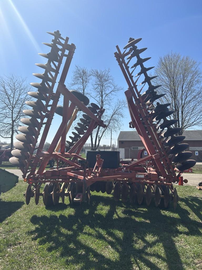 2005 KRAUSE 4995-34WR DISC, 34', HYDRAULIC WING FOLD, REAR HITCH & HYD, S/N: 1569 06/05