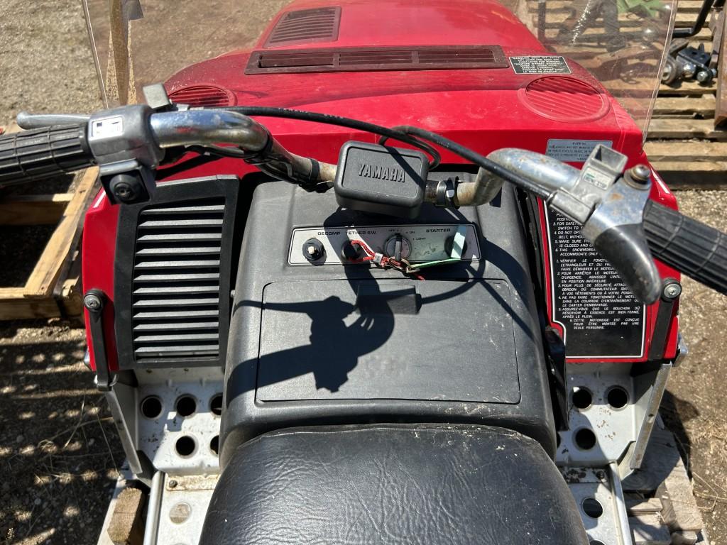 YAMAHA ENTICER 250 SNOWMOBILE, MODEL ET250, S/N: 8H4-036931
