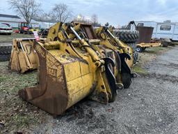 CAT LOADER BUCKET WITH GRAPPLE, 105'', CAME OFF KOMATSU WA250