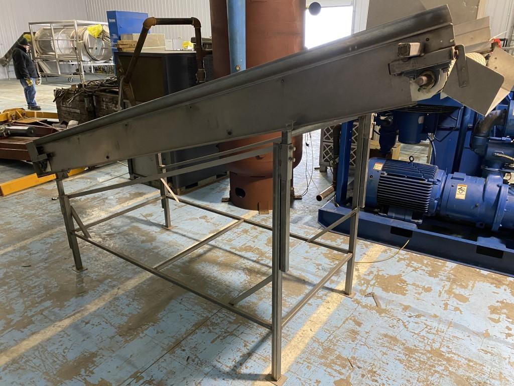 ELEVATED CONVEYOR