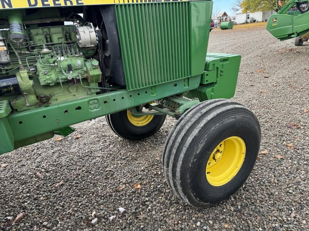 1981 JOHN DEERE 4440 TRACTOR