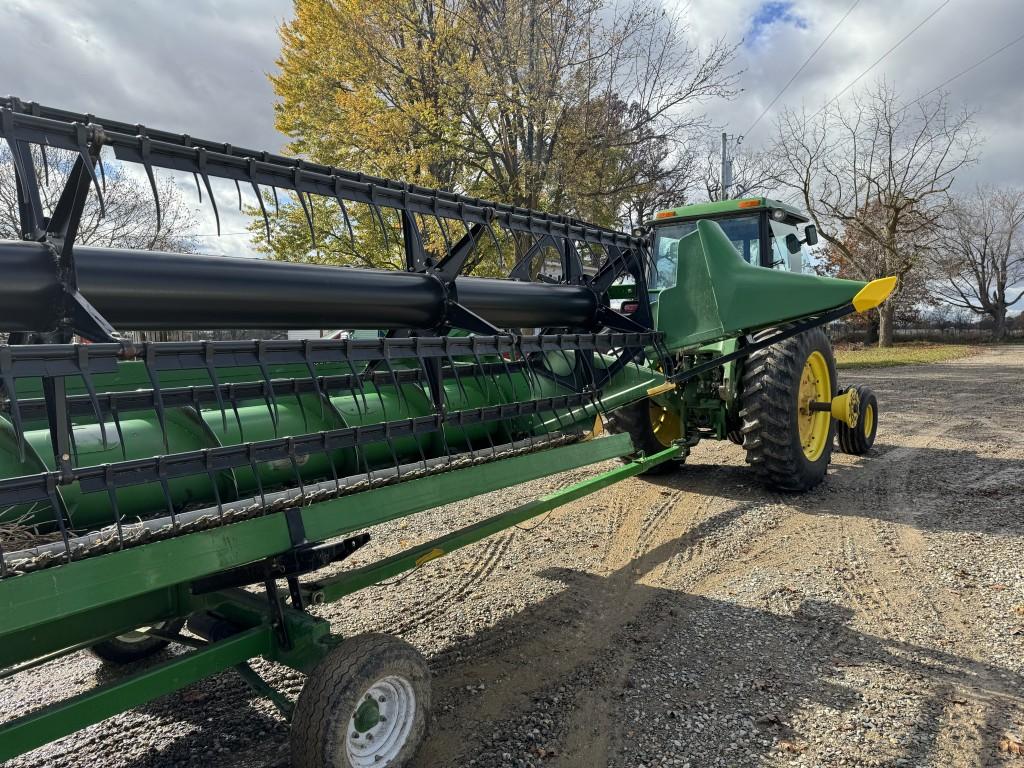 JOHN DEERE 635F GRAIN HEAD