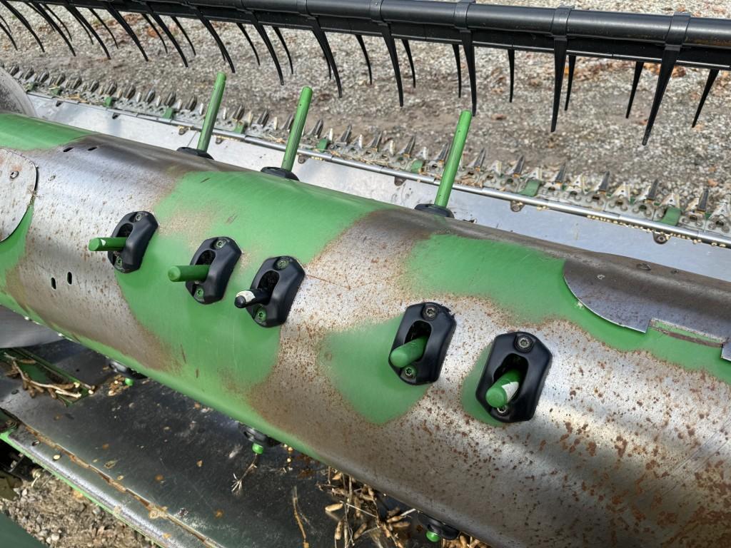 JOHN DEERE 635F GRAIN HEAD