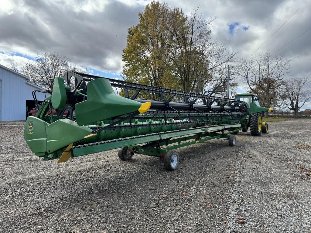JOHN DEERE 635F GRAIN HEAD