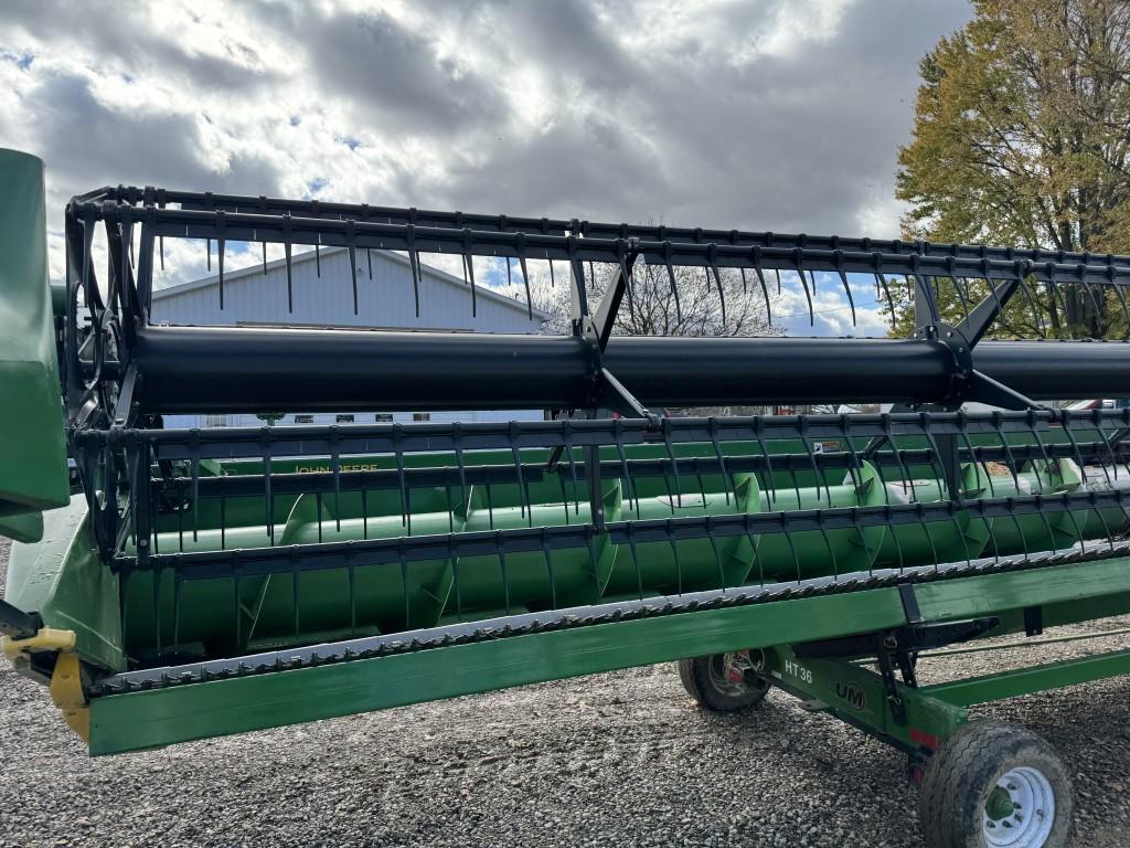 JOHN DEERE 635F GRAIN HEAD