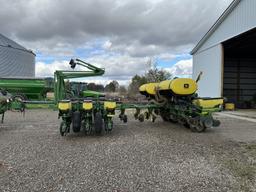 JOHN DEERE 1770 CONSERVATION 12 ROW PLANTER