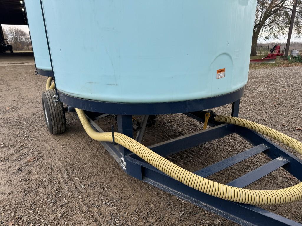 AG SPRAY SINGLE AXLE NURSE TRAILER WITH (2) 3000 GALLON POLLY TANKS