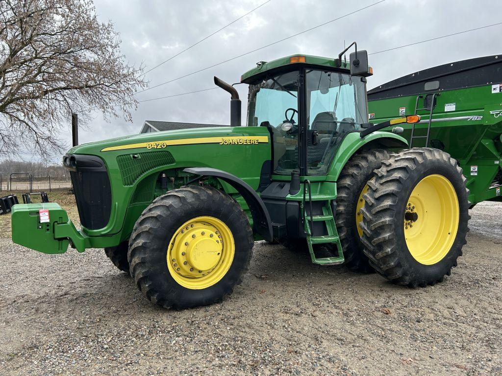 2002 JOHN DEERE 8420 TRACTOR