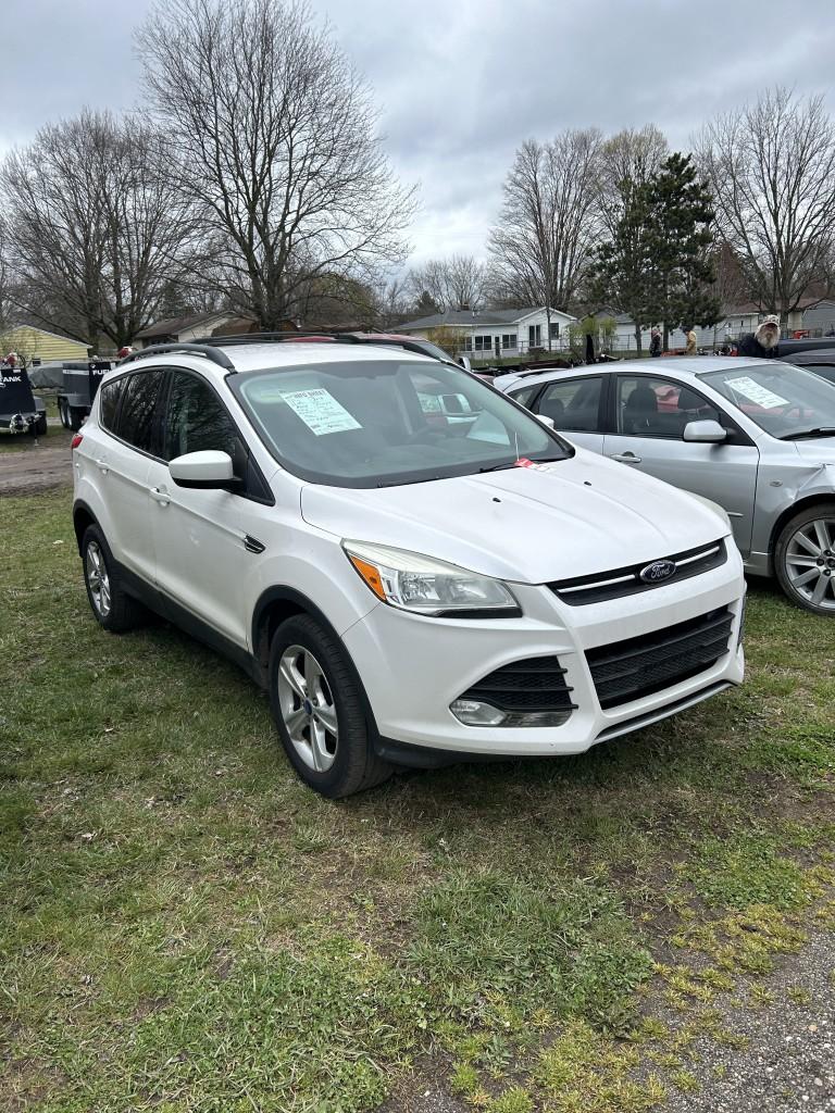 2013 FORD ESCAPE SE 4-DOOR, 1.6L ECOBOOST, AUTO TRANS, CLOTH, PW, PL, PM, AM/FM, NAVIGATION SCREEN, 