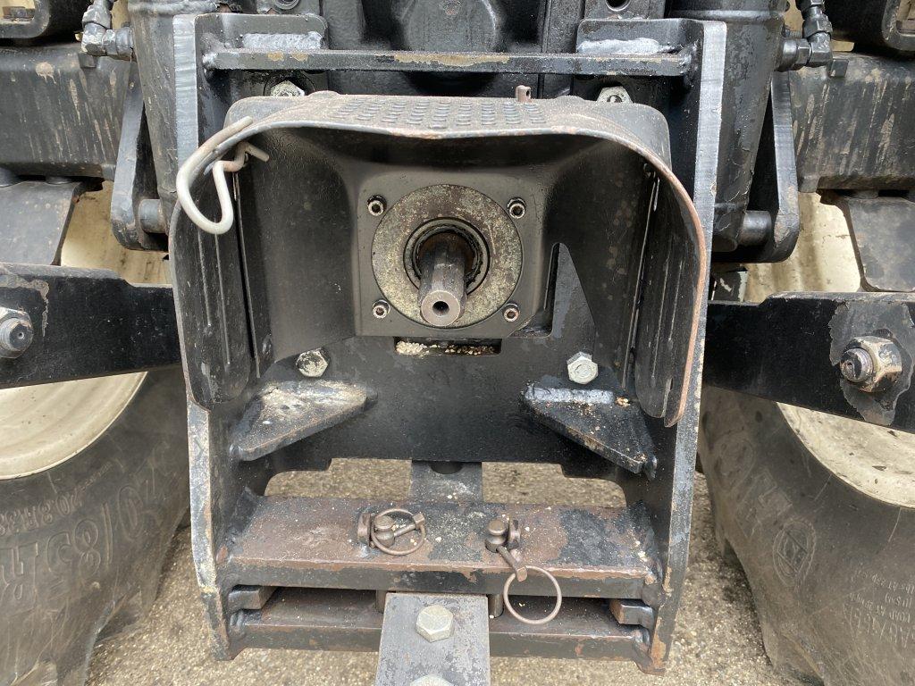 NEW HOLLAND T6030 PLUS TRACTOR, 4WD, 3PT, PTO, 4 REMOTES, 10 FRONT WEIGHTS, 20.8R38 REAR DUALS, 16.9