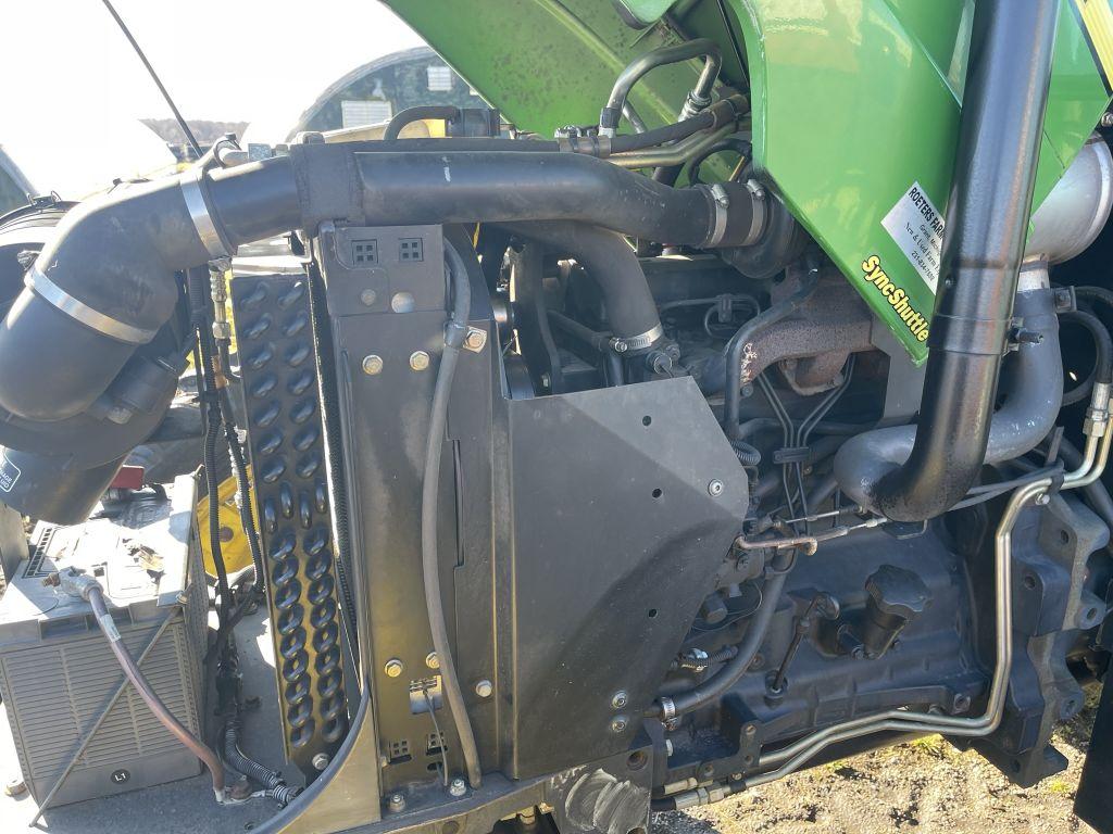 JOHN DEERE 5525 TRACTOR, 4WD, DIESEL, SYNCSHUTTLE TRANS, 3 PT., 540 PTO, 2 REMOTES, HEAT, A/C, 9.5R4