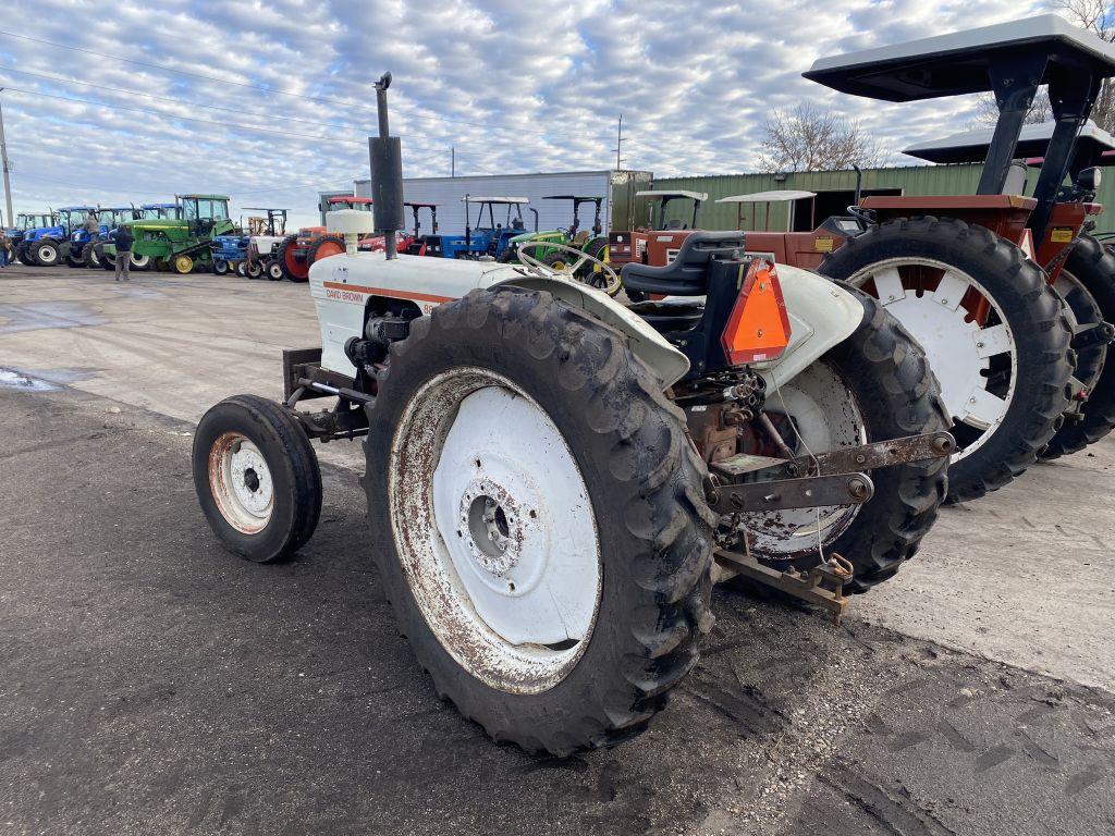 DAVID BROWN 885 TRACTOR, 3PT, PTO, 1-REMOTE, 12.4-38 REAR TIRES, 7208 HOURS SHOWING