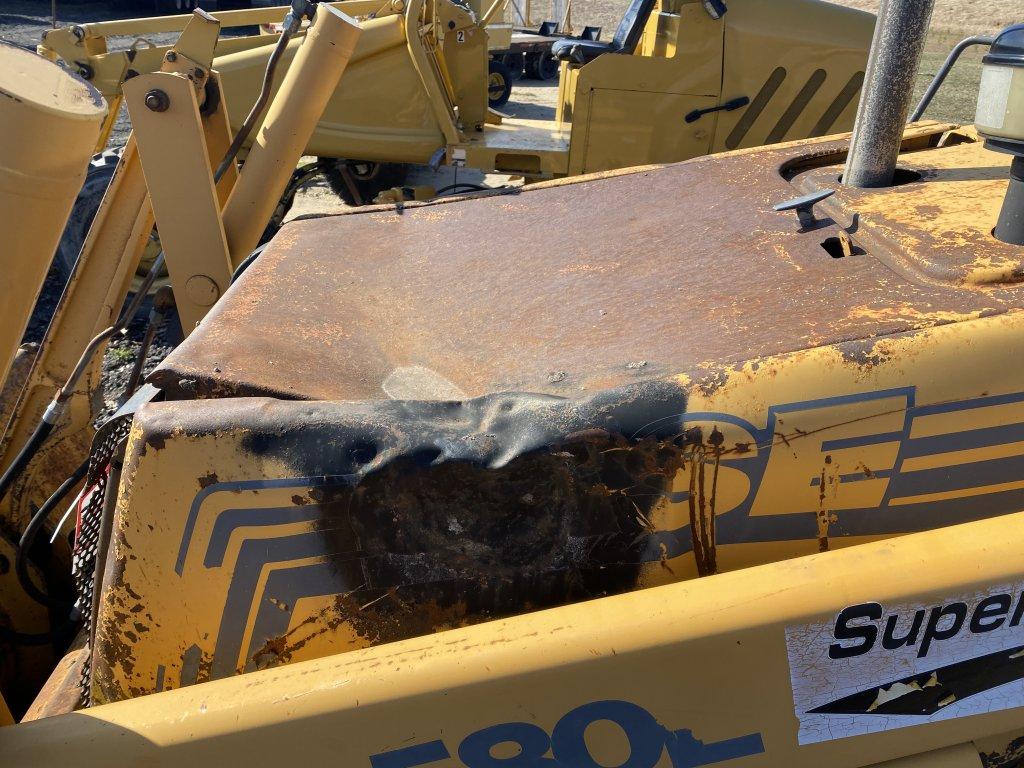 CASE 580L LOADER BACKHOE, 4X4, CAB, 82'' FRONT BUCKET, 23'' REAR BUCKET, REAR OUTRIGGERS, MISSING LO