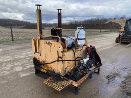 LEEBOY TACK TANK, HONDA GX-160 GAS ENGINE, LP TANK, APPROX, 4' X 4' X 32'' TALL TANK, WITH SPRAYER A