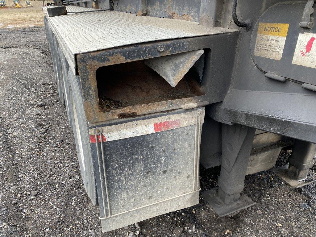 2001 FLOW BOY 8-AXLE LIVE BOTTOM TRAILER, GVWR 136,000 LBS, APPROX 45-TON CAPACITY, TARP, ALL ALUMIN