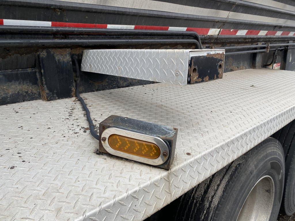 2001 FLOW BOY 8-AXLE LIVE BOTTOM TRAILER, GVWR 136,000 LBS, APPROX 45-TON CAPACITY, TARP, ALL ALUMIN