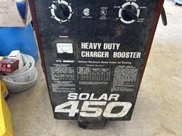 SOLAR 450 BATTERY CHARGER & DIE HARD BATTERY CHARGER