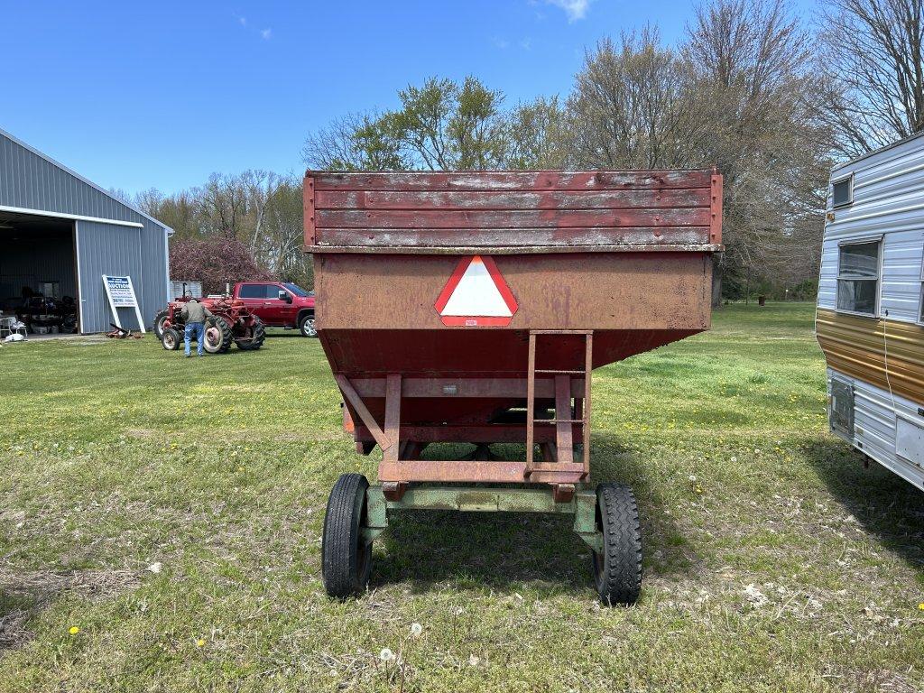 PARKER 131 GRAVITY WAGON