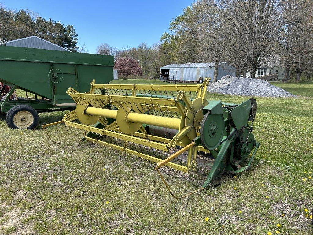 JOHN DEERE GRAIN HEAD, APPROX. 10', S/N: 128437