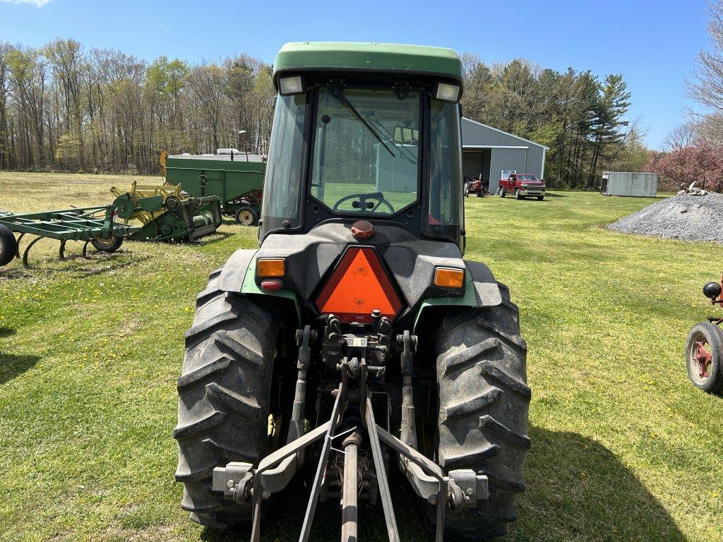 JOHN DEERE 5510N TRACTOR, NARROW FRONT, CAB, HEAT & AC, 3PT, PTO, 2-REMOTES, 14.9-28 REAR TIRES, SYN