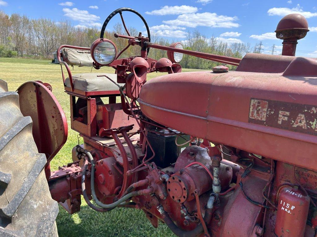 INTERNATIONAL MCCORMICK FARMALL SUPER M TRACTOR, PTO, 1-REMOTE, 14.9-38 REAR TIRES, 1161 HOURS SHOWI