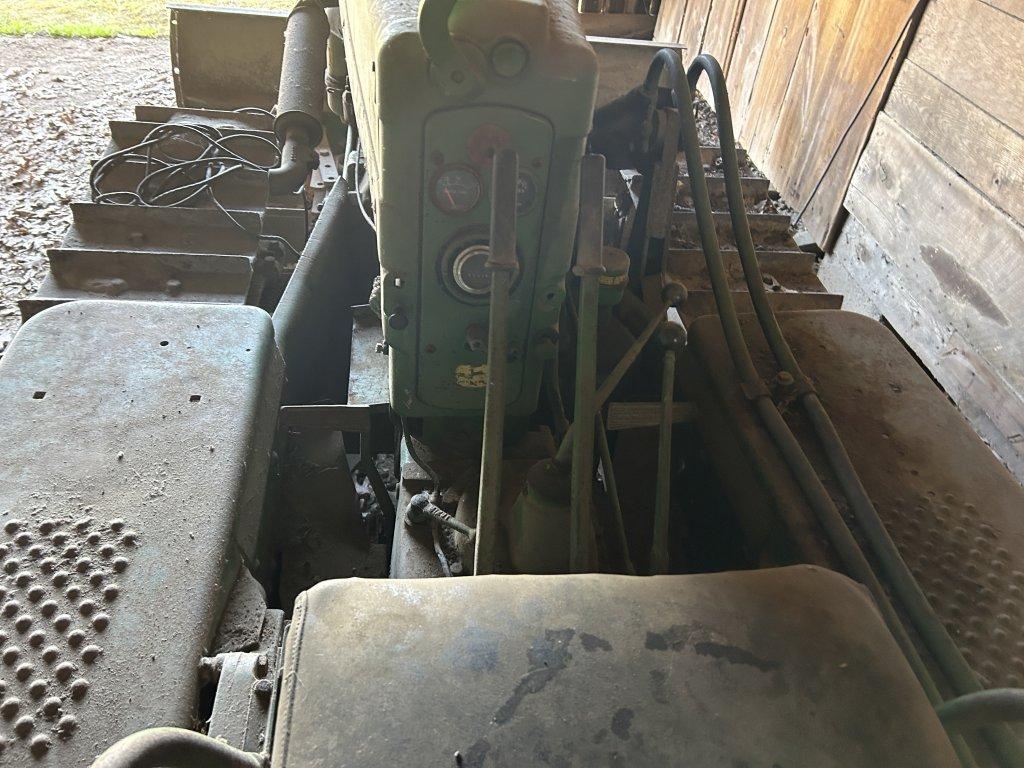 JOHN DEERE 40 CRAWLER TRACTOR, GAS, PTO, 1-REMOTE, 14'' PADS, 72'' BLADE